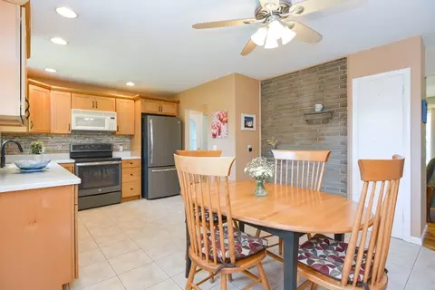 Kitchen - 41 Maple Ave, Avon, MA 02322 photo 3 of 3