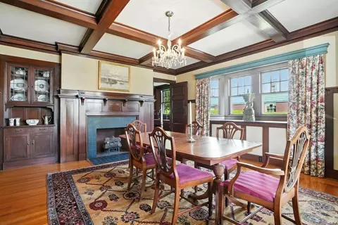 17 Wave St, Lynn, MA 01902 photo 6