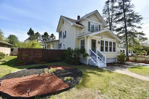 529 Mill St, Feeding Hills, MA 01030