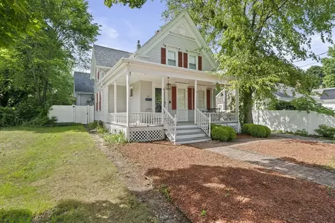 48 Pearl St, Bridgewater, MA 02324
