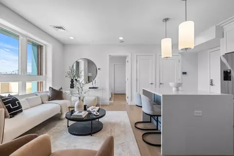 301 Border St #PH9, Boston, MA 02128