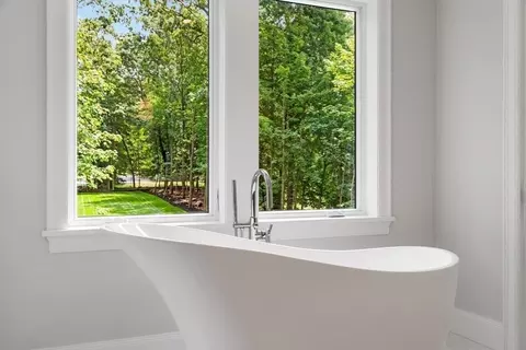 Bath - 34 Cary Ave, Lexington, MA 02421 photo 2 of 6
