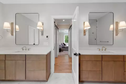 Bath - 34 Cary Ave, Lexington, MA 02421 photo 1 of 6