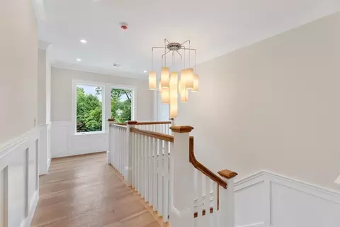Entry Way - 34 Cary Ave, Lexington, MA 02421 photo 3 of 5