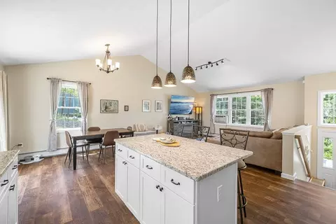 722 Cottage St, Athol, MA 01331 photo 4