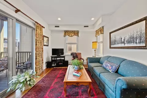 62 Romsey St #2, Dorchester, MA 02125