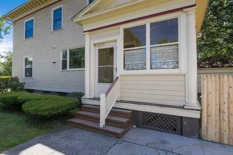 128 Maplewood Ter, Springfield, MA 01108 photo 37