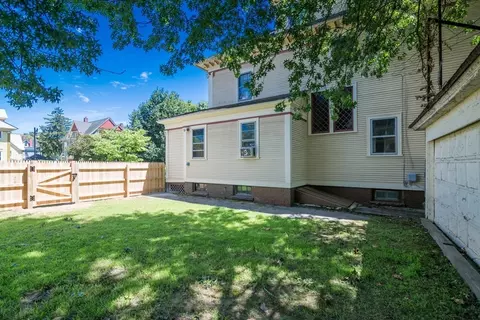 128 Maplewood Ter, Springfield, MA 01108 photo 36