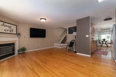 62 Maple St #C, Canton, MA 02021 photo 6