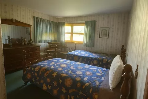 117 Wethersfield St, Rowley, MA 01969 photo 4