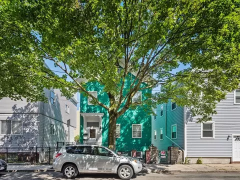 38 Hunting St, Cambridge, MA 02141