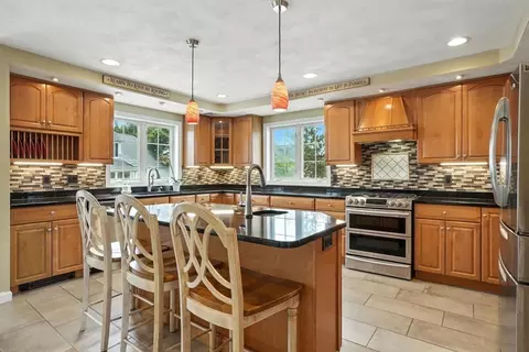 2 Tarfside Rd, Lynn, MA 01904 photo 11