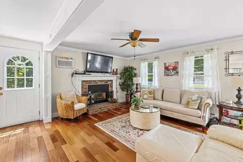450 Skunknet Rd, Centerville, MA 02632 photo 8