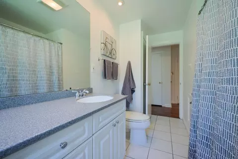 44 Ellis Dr, Worcester, MA 01609 photo 16