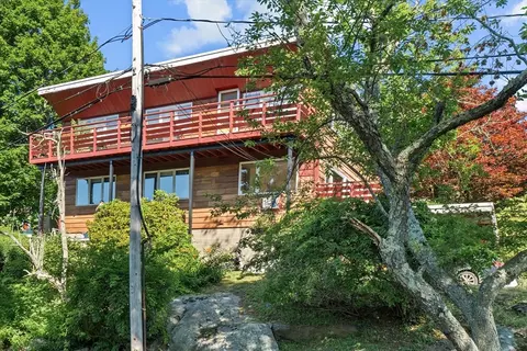 26 Stony Brook Rd #A, Marblehead, MA 01945
