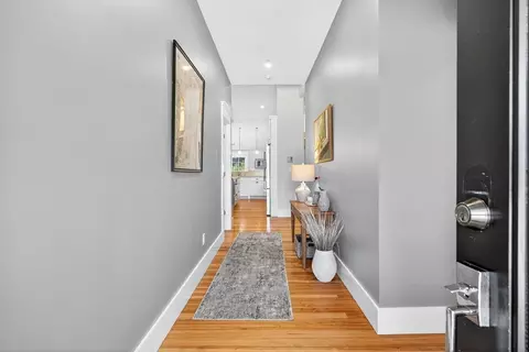 Entry Way - 950 Massasoit Rd #3, Eastham, MA 02642 photo 1 of 6