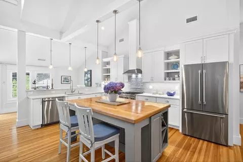 Kitchen - 950 Massasoit Rd #3, Eastham, MA 02642 photo 1 of 8