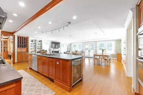 45 Coulton Park, Needham, MA 02492 photo 5