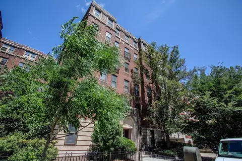 1945 Commonwealth Ave #65, Boston, MA 02135