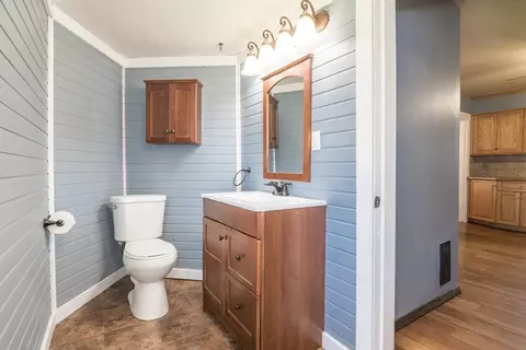14 Norman St, Chicopee, MA 01013 photo 11