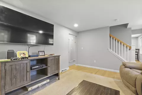 4 Thom Ave, Bourne, MA 02532 photo 7