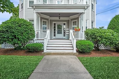 4 Alden St #1, Danvers, MA 01923 photo 3