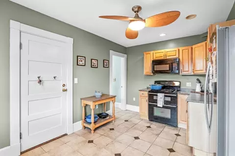 4 Alden St #1, Danvers, MA 01923 photo 17