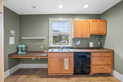4 Alden St #1, Danvers, MA 01923 photo 20
