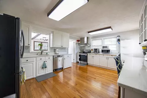 53 Edwin St, Randolph, MA 02368 photo 11