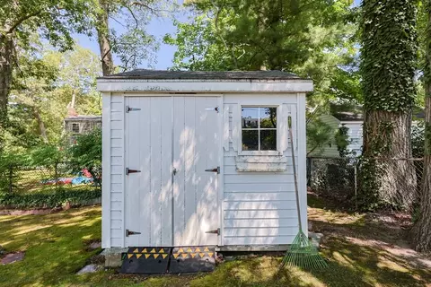 53 Edwin St, Randolph, MA 02368 photo 33