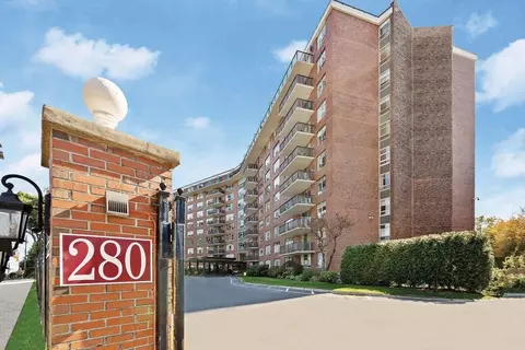 280 Boylston St #508, Newton, MA 02459