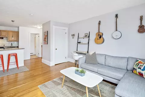 193 Concord Ave #8, Cambridge, MA 02138