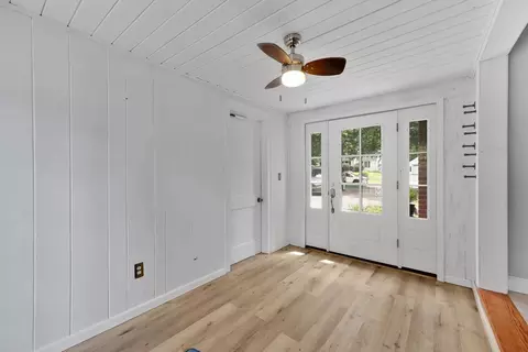 Entry Way - 94 Fenimore Blvd, Springfield, MA 01108 photo 2 of 3