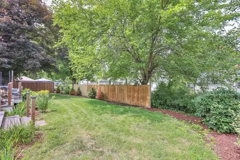 Exterior - 94 Fenimore Blvd, Springfield, MA 01108 photo 7 of 14