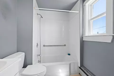 29 Harrison Ave, Gloucester, MA 01930 photo 13