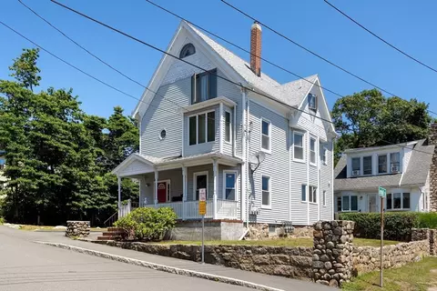 29 Harrison Ave, Gloucester, MA 01930