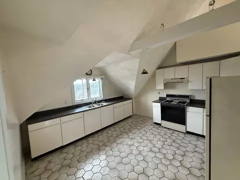 29 Harrison Ave, Gloucester, MA 01930 photo 20