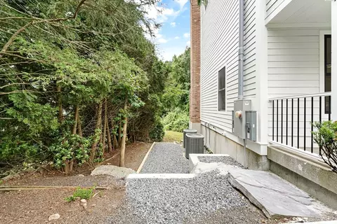 Exterior - 3 Stetson Cir, Walpole, MA 02081 photo 7 of 7