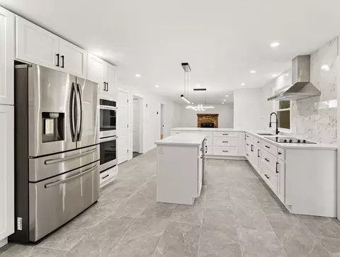 Kitchen - 3 Stetson Cir, Walpole, MA 02081 photo 4 of 5