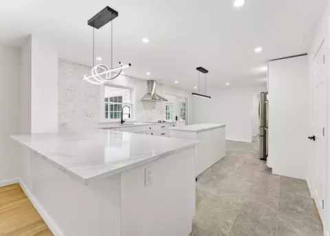 Kitchen - 3 Stetson Cir, Walpole, MA 02081 photo 3 of 5