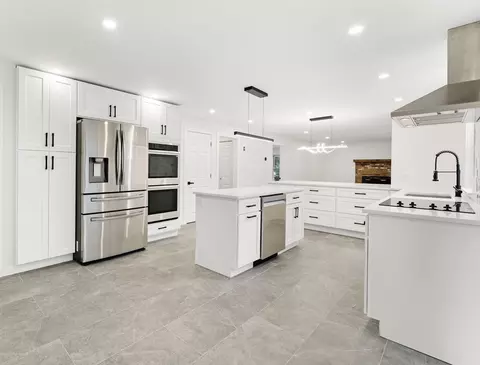 Kitchen - 3 Stetson Cir, Walpole, MA 02081 photo 1 of 5
