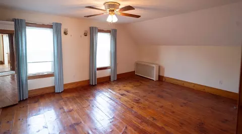 Bedroom - 4 Winter St, Clinton, MA 01510 photo 2 of 7