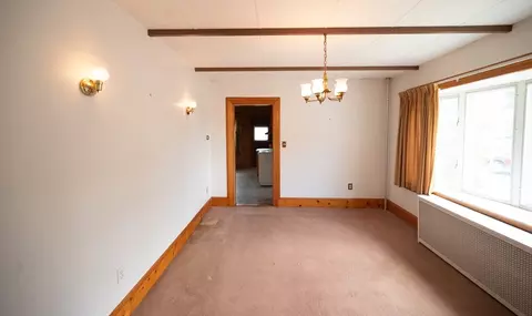 Living - 4 Winter St, Clinton, MA 01510 photo 2 of 7