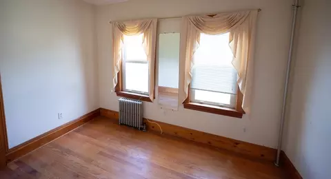 Bedroom - 4 Winter St, Clinton, MA 01510 photo 7 of 7