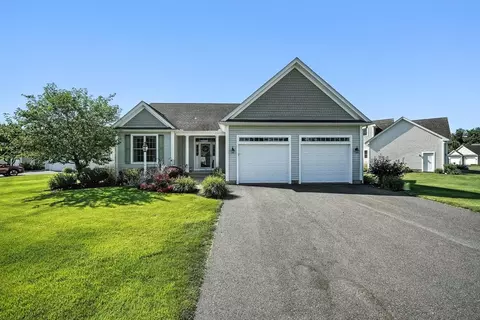 16 Broadleaf Cir #16, East Longmeadow, MA 01028