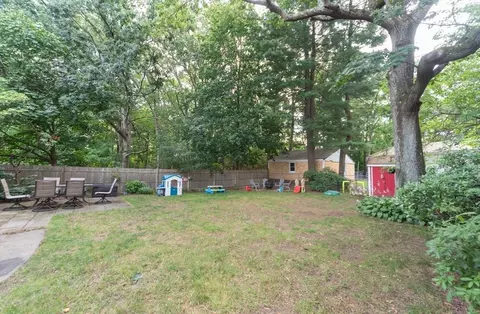 Exterior - 155 Crane St, Dedham, MA 02026 photo 5 of 5
