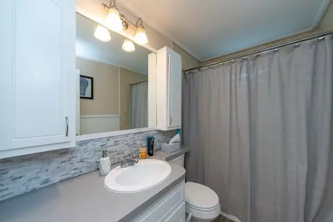 Bath - 155 Crane St, Dedham, MA 02026 photo 1 of 3