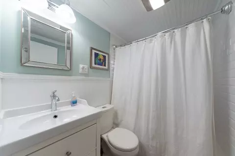 Bath - 155 Crane St, Dedham, MA 02026 photo 2 of 3