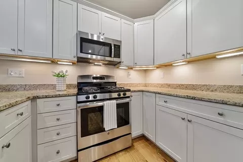 100 Kirkbride Dr #203, Danvers, MA 01923 photo 12