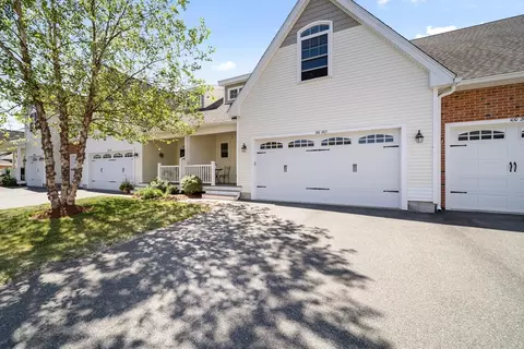 100 Kirkbride Dr #203, Danvers, MA 01923 photo 2